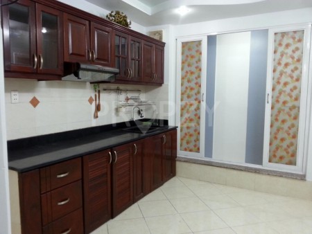 Nhà hẻm ba gác, 1 lững 3 lầu 4 phòng ngủ cho thuê gấp, chính chủ, Nguyễn Trọng Tuyển, Phú Nhuận