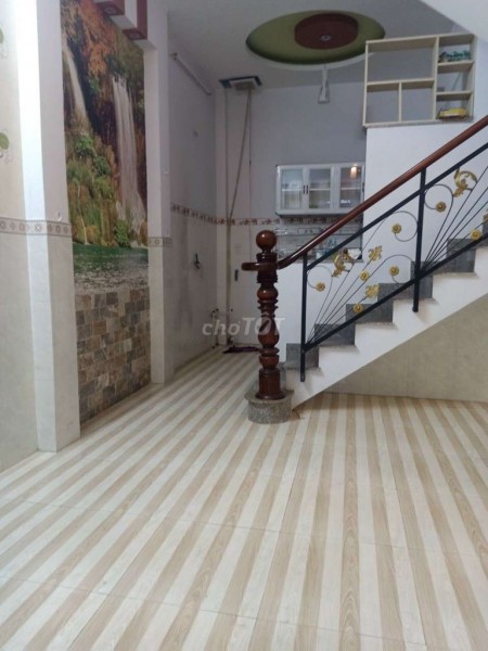 Cho thuê nhà nguyên căn Quận Bình Tân, dtsd 48m2, 2 tầng, giá 6 triệu/tháng, lh 0901452961