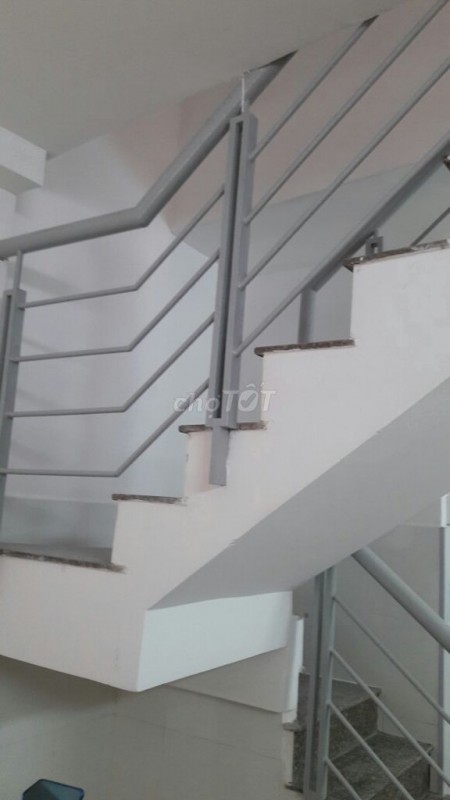 Phan Huy Ích, Quận Gò Vấp cần cho thuê nhà rộng 42m2, 2 tầng, giá 4.5 triệu/tháng