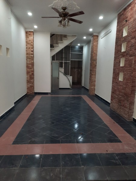 Cho thuê nhà HXH Đường Nguyễn Văn Thương ( D1 cũ ), Phường 25, Bình Thạnh