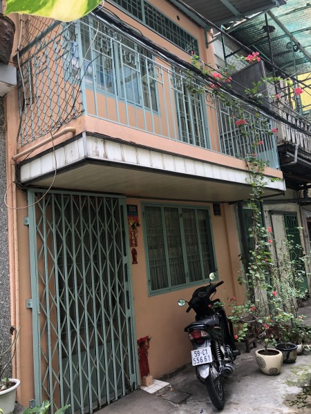 Cho thuê nhà nguyên căn diện tích sử dụng 4X6m2 Quận 10 lh 0901367333