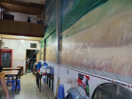 Cho thuê nhà nguyên căn mặt tiền đường khu vực phường 12, Khu vực sầm uất