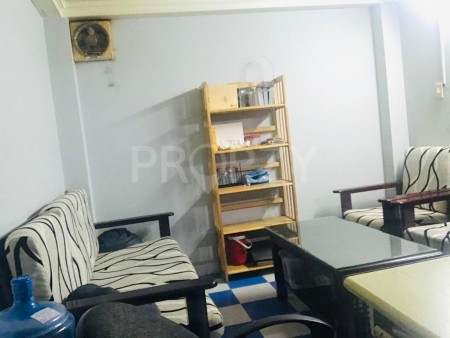 Cho thuê nguyên căn hẻm xe hơi lưu thông thoải mái 4m, đường Lê Văn Duyệt, phường 3, Bình Thạnh.