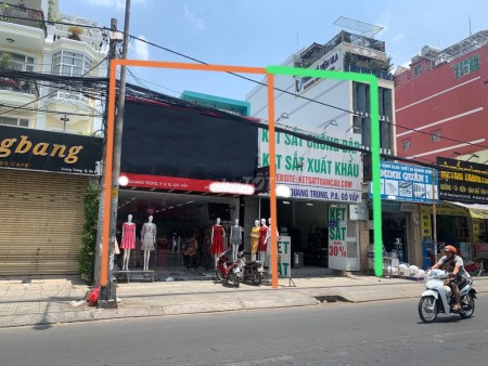 Mặt tiền Quang Trung, Gò Vấp, 2 căn liền kề cần cho thuê dt 252m2, giá 81 triệu/tháng
