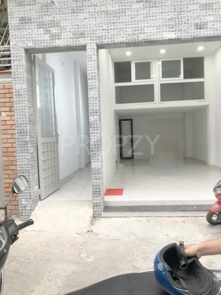 Cho thuê nhà nguyên căn 4 tấm, hẻm xe tải Út Tịch, P.4, Tân Bình - Giáp mặt tiền đường Hoàng Văn Thụ