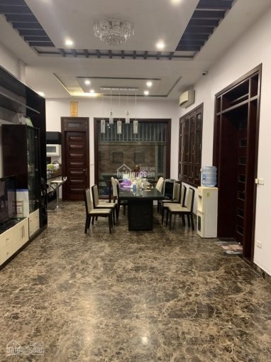 Cho thuê nhà riêng cực đẹp tại Văn Cao, DT 100m2 x 3T, 4PN, có sân nhỏ, 14tr/tháng