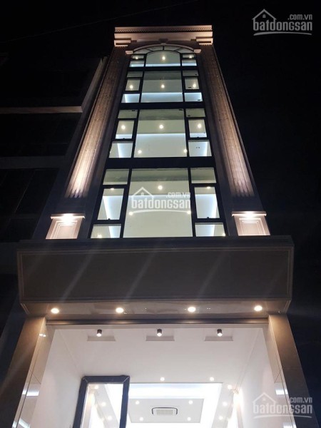 Cho thuê nhà cực đẹp tại Hoàng Hoa Thám, 75m2 x5t, 2 mặt tiền, giá 50tr/ tháng