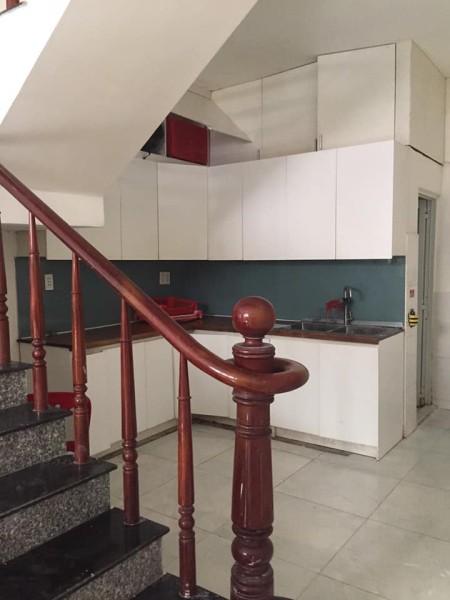 Cho thuê nhà nguyên căn hẻm Huỳnh Tấn Phát, Quận 7 diện tích 4m x 8m, 1 lầu, 2pn, 2wc