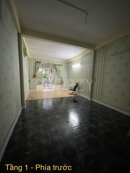 Cho thuê nhà nguyên căn mặt tiền đường Trần Văn Danh p13 Tân Bình