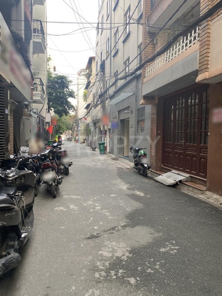 Cho thuê nhà nguyên căn 9 phòng ngủ 6wc hẻm xe hơi, Núi Thành P13 quận Tân Bình