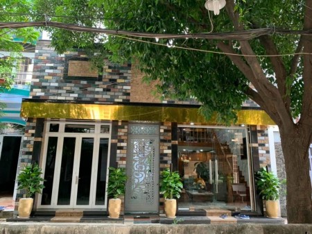 Cho thuê nhà nguyên căn mới xây sẵn đầy đủ nội thất trên đường Nguyễn Văn Khối, Gò Vấp