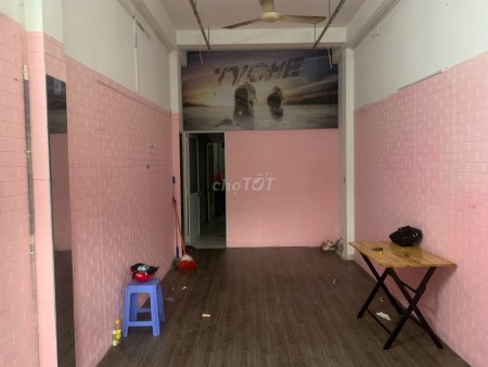 Chính chủ cần cho thuê nhà tiện kinh doanh, dtsd 35m2, giá 7 triệu/tháng, đc Phạm Văn Chí Quận 6