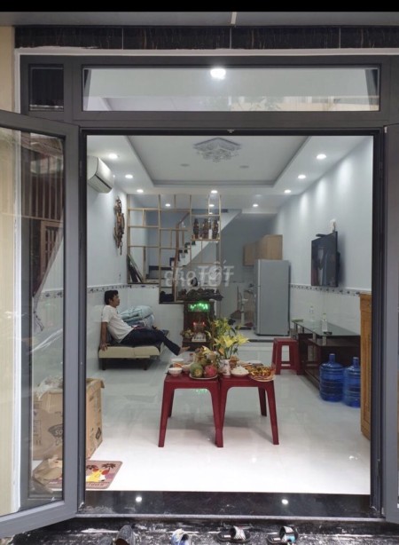 Mình cần cho thuê nhà rộng 37m2 (3.7mx11m), giá 7.5 triệu/tháng đường Tây Thạnh Tân Phú