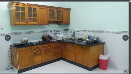 Cho thuê nhà rộng hẻm thông giá rẻ, 4.5x20, giá 12tr, đường Điện Biên Phủ, p15, Bình Thạnh