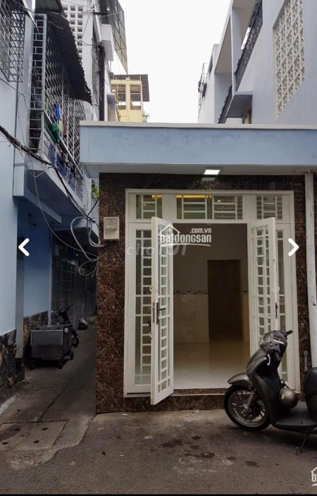 Cho thuê nhà nguyên căn dt 50m2, giá 13 triệu/tháng, thương lượng, 2 tầng có gác