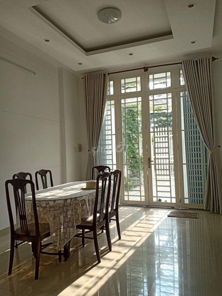 Mặt tiền Lê Văn Quới, Bình Tân cần cho thuê nhà rộng 80m2, giá 13 triệu/tháng, lhcc