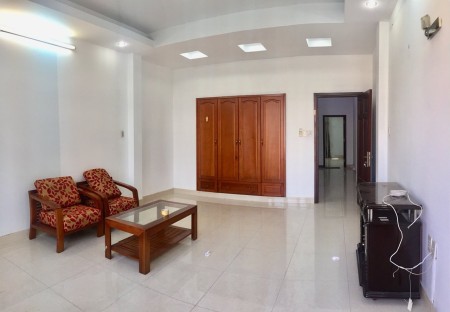 Nhà nguyên căn cho thuê MT Trần Thiện Chánh Q10. 4x20m trệt 2 lầu có hỗ trợ mùa dịch