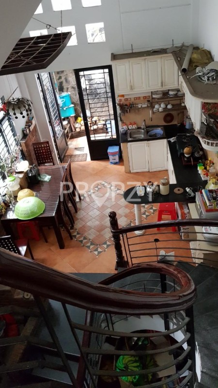 Nhà mặt tiền Lưu Nhân Chú căn góc, tiện kinh doanh, Phường 5, Quận Tân Bình