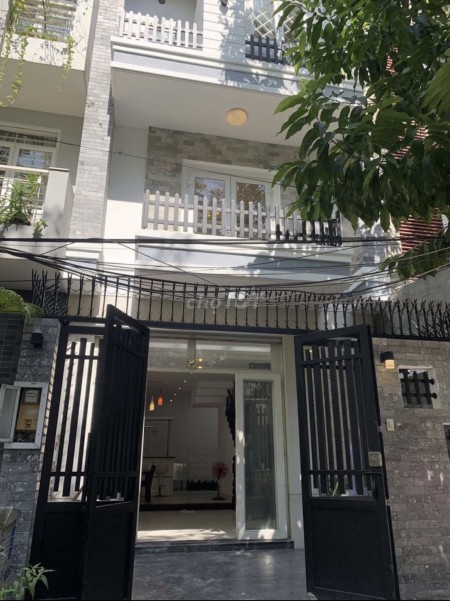 Mình cần cho thuê nhà nguyên căn Bình Thạnh , P13 DT 5x14 giá 22tr đường xe oto