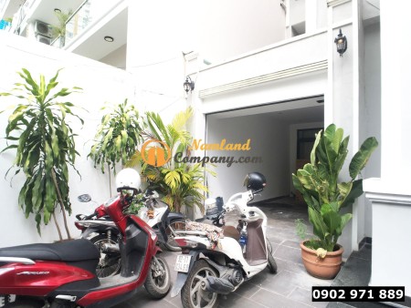 Cho thuê căn Villa Quận 2 5 phòng ngủ, kiến trúc đẹp giá chỉ 40 triệu/tháng