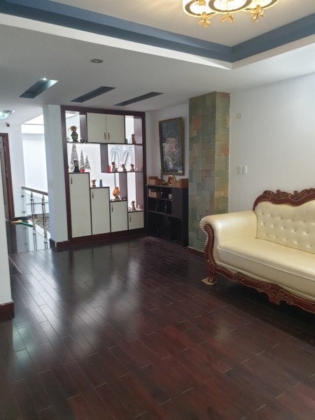 Cho thuê nhà nguyên căn MT Tiền Giang, TB. 9.5x20m trệt 4 lầu giá 48tr