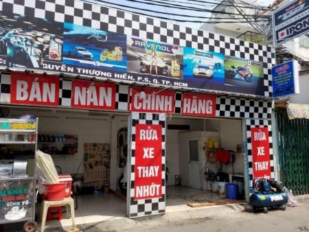 Nhà nguyên căn mặt tiền Nguyễn Thượng Hiền, P5, Bình Thạnh giá tốt 9 triệu/tháng