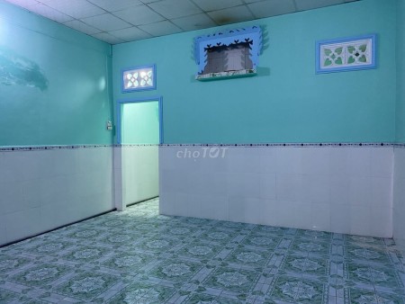 Đường 100A Quận 9 cần cho thuê nguyên căn rộng 100m2 (5x20), giá 5.5 triệu/tháng