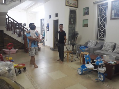 Cho thuê nhà đường Bạch Đằng khu sân bay Tân Bình giá 15 triệu/tháng