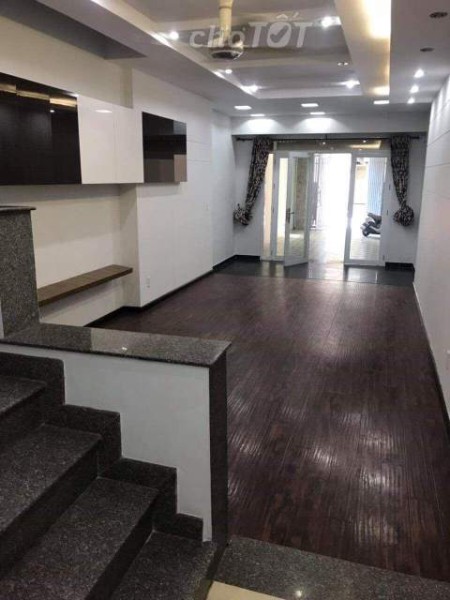 Cho thuê nhà mặt tiền Hoa Cúc Phú Nhuận ngay siêu thị coopmart giá 30 triệu/tháng