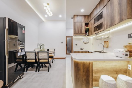 Cho thuê gấp nhà Thái Thịnh, DT 70m2 x 4 tầng, mặt tiền 5m, ngõ rộng ô tô vào được, giá 18tr/th