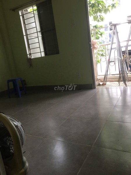 Trống nhà đường nội bộ Quận 2, dtsd 40m2, 2 pn, giá 4 triệu/tháng, lh 0978022791