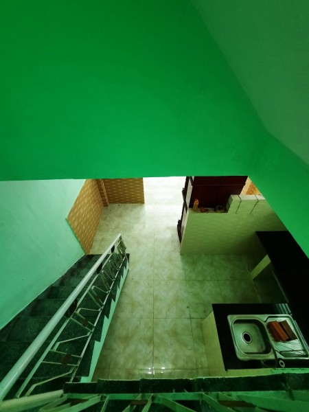 Căn góc hẻm Hòa Hảo, Trệt lửng lầu sân thượng, nhà mới 2PN giá 14 triệu/tháng