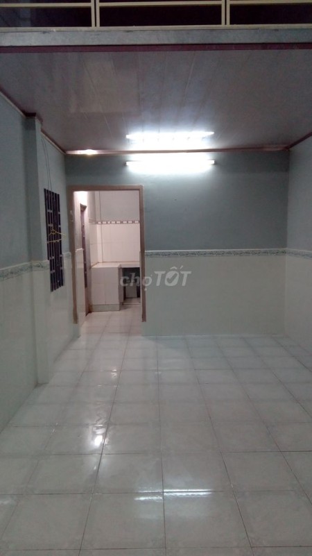 Cần cho thuê nhà 44m2, 1 trệt, 1 gác rộng, giá 5.3 triệu/tháng, an ninh, lh 0923912379