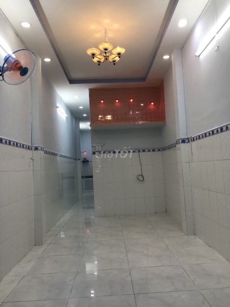 Hẻm Hồng Bàng, Quận 6 cần cho thuê nhà rộng 45m2, 2 tầng đúc, giá 8 triệu/tháng