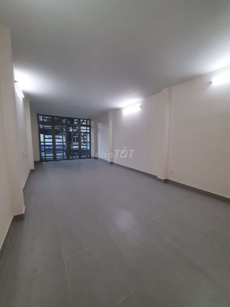 cho thuê nhà đường Nguyễn Đình Chính (7x20m, 2 lầu) khu văn phòng công ty, giá 30tr