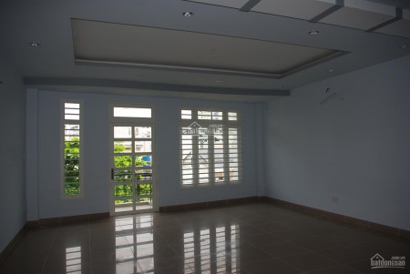 Cho thuê nhà đường Nguyễn Công Hoan, P. 7, Phú Nhuận - thiết kế lệch tầng trệt 3 lầu