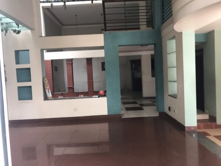 Cho thuê nhà 2 mặt hẻm xe hơi ra vào 231/ Lê Văn Sỹ Phú Nhuận vào ở ngay