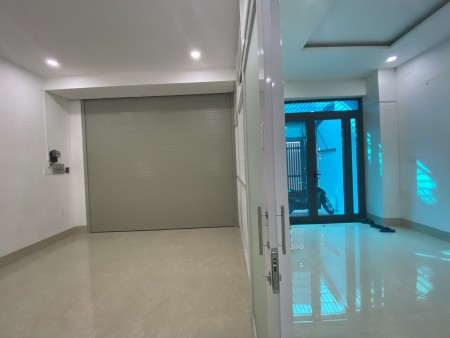 Nhà cho thuê đường Út Tịch, P4, Tân Bình. 5x18m trệt 3 lầu, 6 phòng có WC riêng