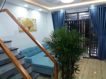 Nguyên căn rộng 36m2, 2 lầu đúc, giá 6 triệu/tháng, đường Đỗ Thúc Tịnh, Gò Vấp