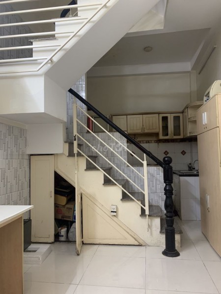 Đường Trần Quốc Thảo, Quận 3 cần cho thuê nhà rộng 21m2, giá 6.5 triệu/tháng