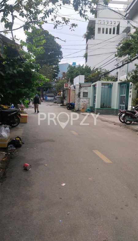 Mặt Tiền Tam Đảo Q10, diện tích 4.5x25m 1 trệt 2 lầu 4 phòng ngủ Lớn