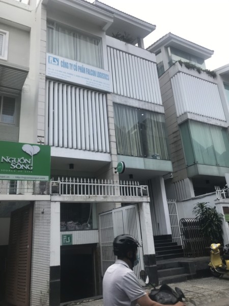Cho thuê mặt tiền Yên Thế diện tích 8x15m 4 lầu giá cho thuê 55 triệu khu sân bay