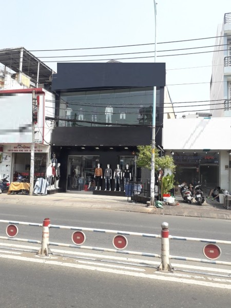 Mặt tiền vị trí đẹp Nguyễn Sơn diện tích sử dụng 256m2, giá 40 triệu/tháng