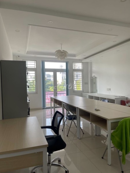 Cho thuê nguyên căn MT Trường Sa, P12,Q3. 5x15m trệt 4 lầu