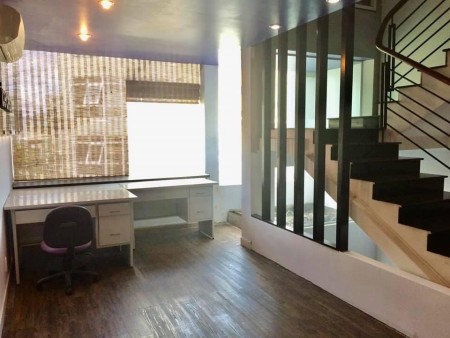 Cho thuê nhà nguyên căn, mặt tiền đường.Địa chỉ : đường Hồ Văn Huê, phường 9, Quận Phú Nhuận.