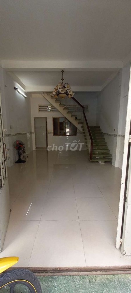 Nhà đường Phan Tây Hồ, Phú Nhuận cần cho thuê giá 60m2, 3 tầng, giá 13 triệu/tháng