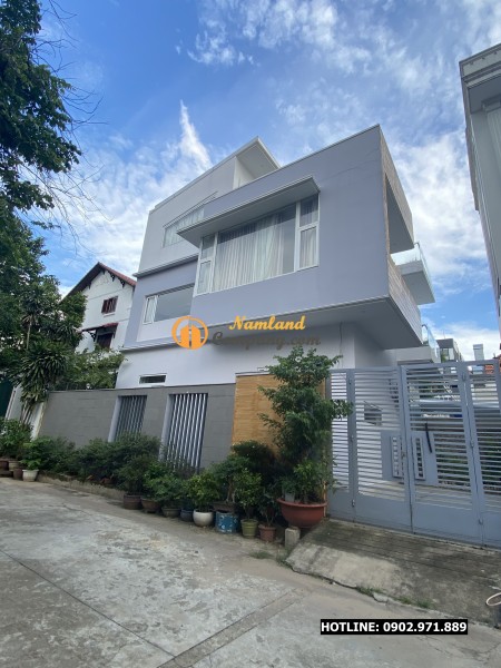 Cho thuê Biệt thự sân vườn Hiện đại 250m2 Thảo điền Thảo điền Quận 2