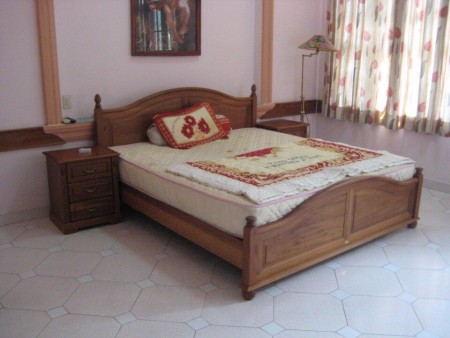 Cho thuê nhà 133/62 Hòa Hưng phường 12 Quận 10 Trệt 1 lầu giá 10 triệu/tháng