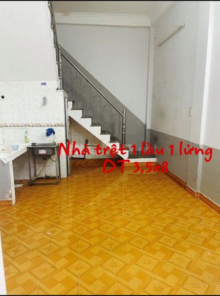 Nhà sạch sẽ ra Phan Đăng Lưu diện tích 28m2 2 nhà vệ sinh, kết cấu 1 lầu 1 lửng