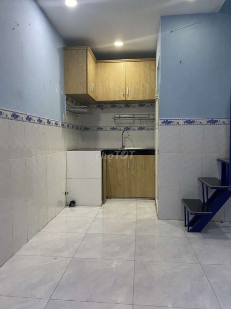Hẻm an ninh 156 Nguyễn Thị Thập, Quận 7 cần cho thuê nhà rộng 15m2, 2 tầng đúc, giá 3.5 triệu/tháng